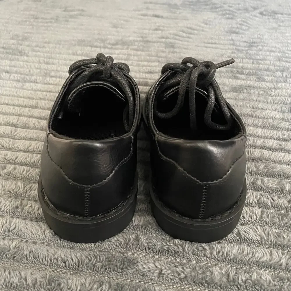 The Children's Place Toddler Boys Size 10 Lace Up Dress Shoes - Black NWT